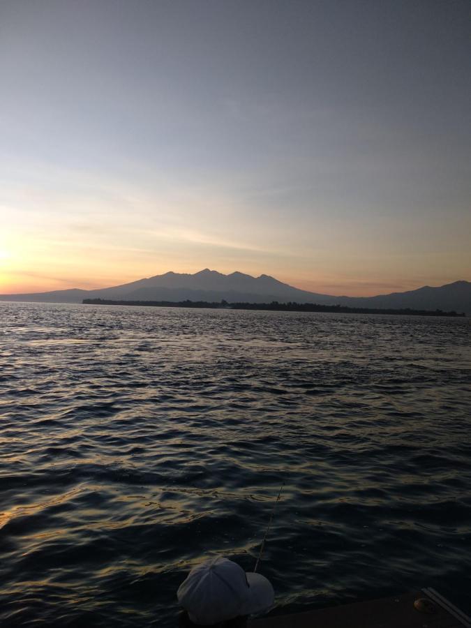 Cnunk Bungalow Gili Meno Exteriör bild