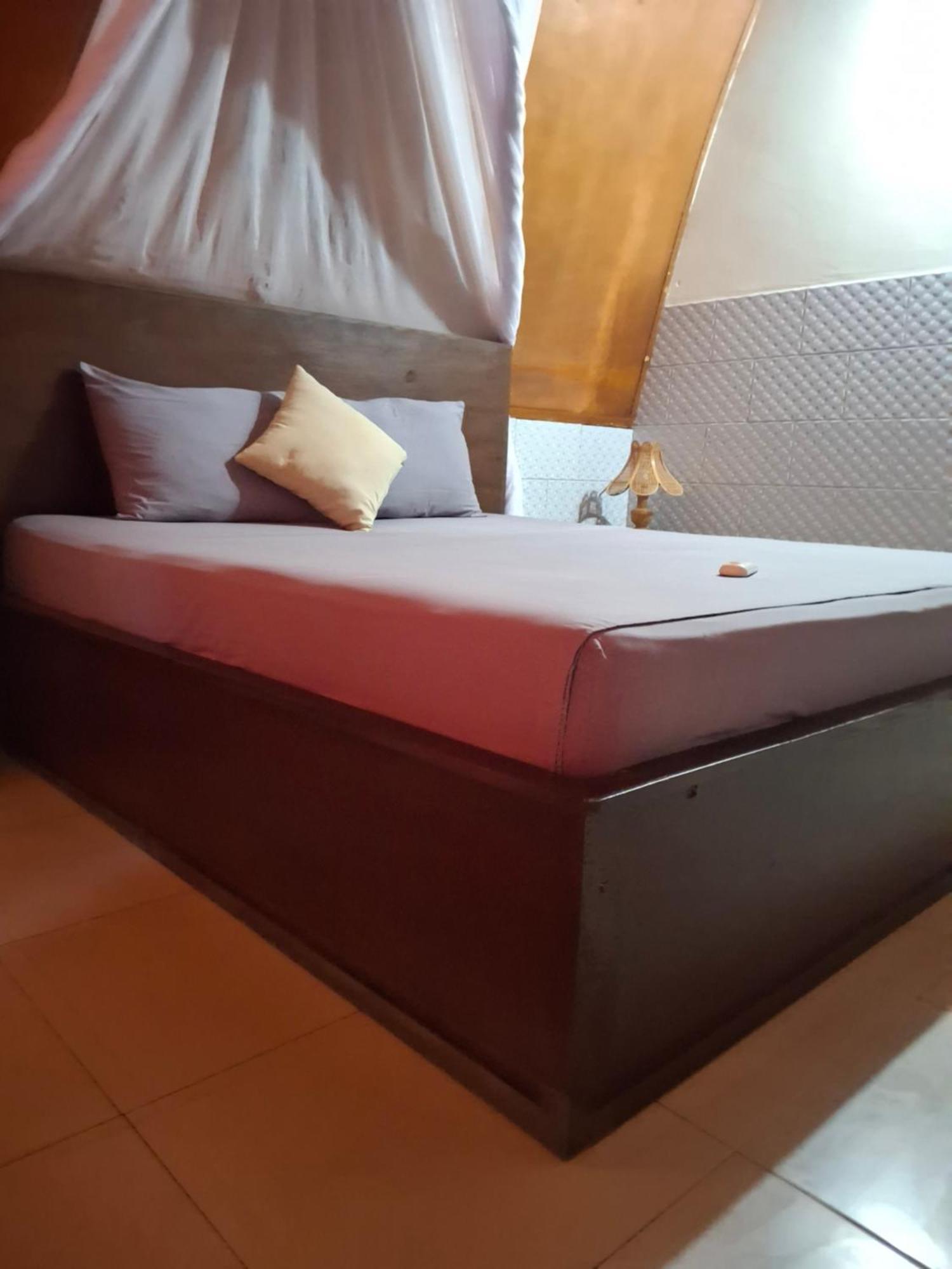 Cnunk Bungalow Gili Meno Rum bild
