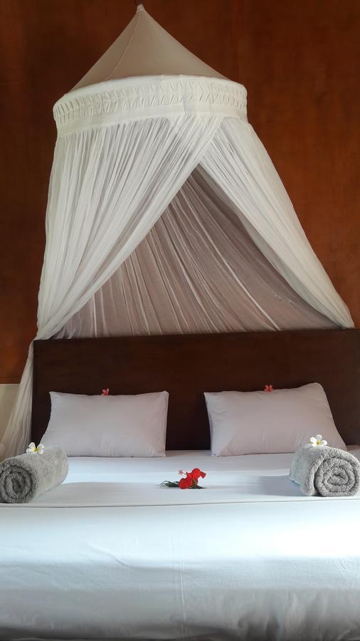 Cnunk Bungalow Gili Meno Exteriör bild