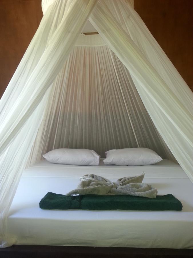 Cnunk Bungalow Gili Meno Exteriör bild